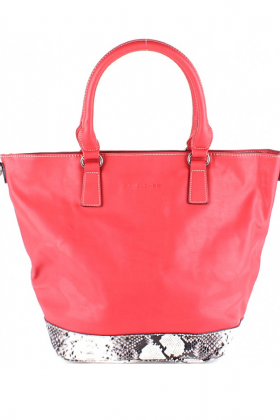 Красная женская сумка от David Jones